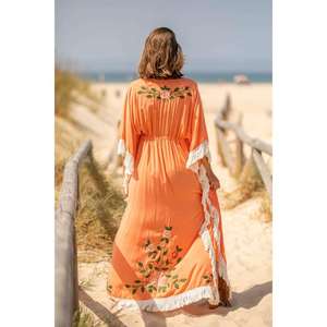 Vestido Kaftan Maxi Bordado Color Durazno para Mujer, Estilo Boho con Cuello en V, Ideal para Playa, Verano y Resort, Largo hasta el Suelo, Lavable - Product Image 4