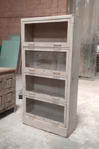 ประตูกระจกตู้ไม้สไตล์วินเทจคลาสสิกหรูหราเฟอร์นิเจอร์ตกแต่งบ้านสำหรับห้องนั่งเล่นบ้านไร่สีที่กำหนดเอง - Product Image 3