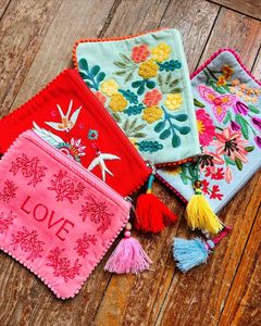 UNIQUE Style bohème broderie travail perle pochettes à main fantaisie Design doublure en gros - Product Image 1