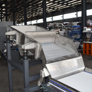 Gran capacidad 300-500kg Clasificador de color de ajo Máquina clasificadora de color de ajo fresco pelado y <span class=keywords><strong>sin</strong></span> <span class=keywords><strong>pelar</strong></span> - Product Image 4