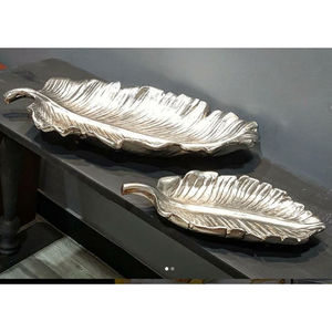 Plateau de service alimentaire décoratif de forme ronde attrayante plateau en métal d'argenterie de qualité supérieure pour l'utilisation de vaisselle de salle à manger à la maison la plus vendue - Product Image 6