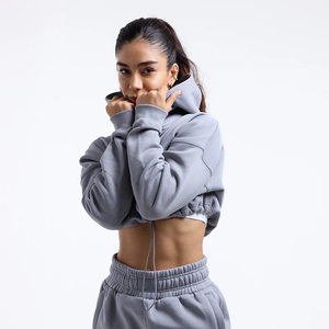 Chándal de mujer al por mayor Top corto ajustado y pantalones deportivos ropa deportiva chándal de mujer bordado personalizado al por mayor - Product Image 4