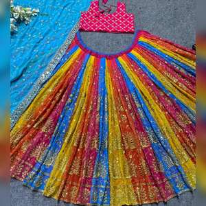 Lehenga choli งานปักลวดลายทำจากผ้าไหมผ้าจอร์เจีย - Product Image 3