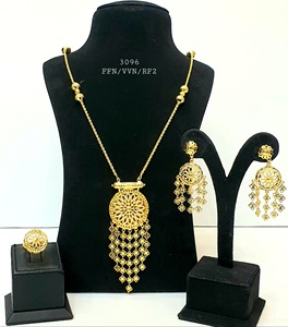 Conjunto de joyería de moda de estilo clásico chapado en oro de 24 quilates, colgante elegante para boda, fiesta, compromiso, aniversario - Product Image 1