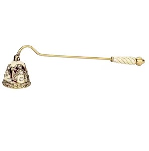 Éteignoir de bougie décoratif en laiton avec mèches de bougie Matériau métallique - Product Image 1