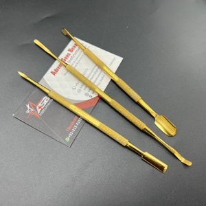 Removedor de esmalte de gel de doble cara chapado en oro al por mayor empujador de uñas de manicura empuje de cutículas de acero inoxidable para limpieza de uñas - Product Image 2