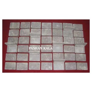 Boîte de rangement de bijoux de forme rectangulaire en stéatite naturelle sculptée à la main pour un cadeau d'affaires importateur et exportateur indien - Product Image 1