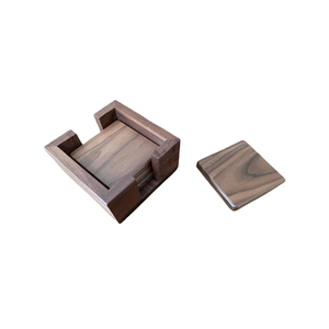 Juego de posavasos de madera duraderos que ofrecen un rendimiento confiable y duradero, ideales para cocinas y comedores elegantes. - Product Image 5