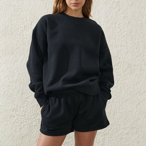 Ensemble sweatsuit jogging pour femmes 2 Pcs col ras du cou en coton personnalisé Ensemble sweatshirt personnalisé avec short - Product Image 1