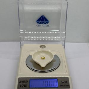 ไพลินสีเหลืองอุ่นตามธรรมชาติอัญมณีทรงไข่1.00ct หลวมสำหรับทำเครื่องประดับผลิตจากศรีลังกา - Product Image 1