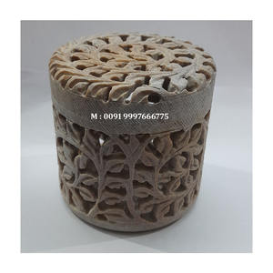 Caja de Joyería Redonda de Piedra Jabonosa Natural, Tallada a Mano con Diseño Floral y Superficie Brillante, para Empacar Joyas y Regalos - Product Image 1