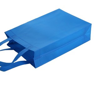 Bolsas con cremallera de PE reutilizables personalizadas Impresión en huecograbado Biodegradable Tamaño y color personalizados Fabricante OEM de Vietnam - Product Image 3