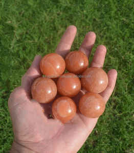 High Quality Wholesale Red Aventurine <b>Crystal</b> Ball Carved Love Healing Feng Shui Gemstone Home Decoration - Product Image 5