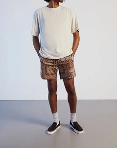 Short d'été décontracté de haute qualité en maille respirante Short de sport en maille Short de basket-ball personnalisé pour hommes en vente de gros - Product Image 2
