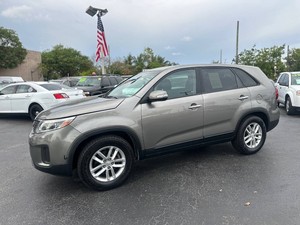 Kia Sorento LX 2015, SUV de 4 Puertas, Transmisión Automática de 6 Velocidades, Superventas - Product Image 2