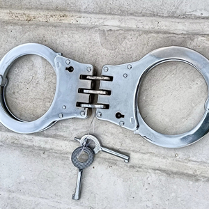 Departamento DE SEGURIDAD Metal Acero al carbono Cerrar Esposas Sistema de bloqueo doble Esposas Inoxidable - Product Image 1