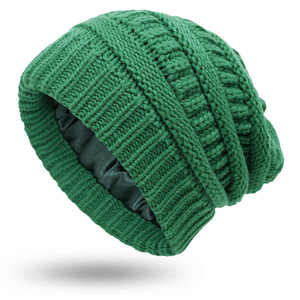 Un fresco y refrescante color menta con una textura de punto suave que aporta un soplo de aire fresco a tu colección de invierno. - Product Image 6