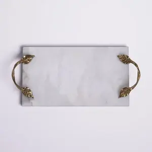 Plateau décoratif en marbre blanc avec poignée en métal doré Bonne qualité Utilisation Maison Hôtel Restaurant Bar Ustensiles de cuisine Décoration de table Utilisation - Product Image 6