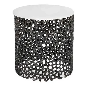 Mesa auxiliar de madera de diseño personalizado con tres patas para uso en decoración de muebles interiores a precio asequible - Product Image 4