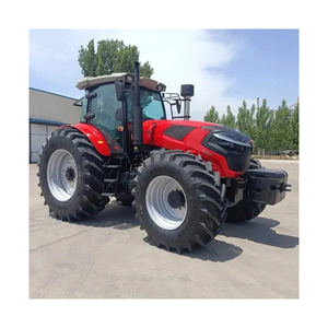 Tracteur Kubota M6040 à vendre, machine agricole polyvalente pour travaux de remorquage, de nivellement et de préparation du sol. - Product Image 2