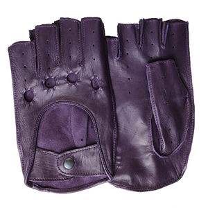 NUEVO 2025 Venta al por mayor Protección de medio dedo Guantes antideslizantes City Driving Guantes de cuero sin dedos para Unisex - Product Image 6