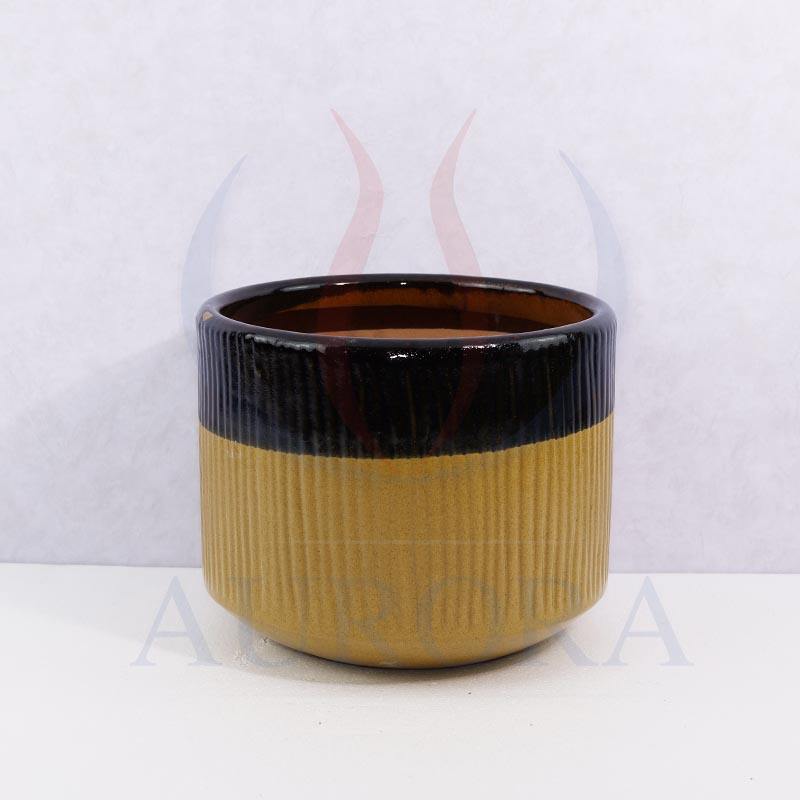 สีเหลือง