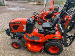 เครื่องตัดหญ้าแบบนั่งขับ Mini Kubota G231 HD พร้อมมอเตอร์และเกียร์คุณภาพสูงสำหรับใช้งานในสวนและฟาร์ม มีจำหน่ายในราคาประหยัด - Product Image 2