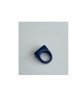 Anneaux de serviette en résine durable et durables, parfaits pour une utilisation quotidienne dans les banquets de restaurants et les rassemblements festifs spéciaux - Product Image 3