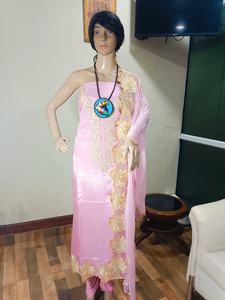 Collier médaillon fait main en perles avec motif tête d'aigle pour la mode tribale, vêtements ethniques, cadeau pour les amateurs d'artisanat, pièce unique - Product Image 3