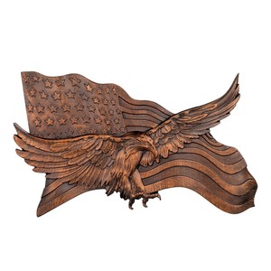 Drapeau américain avec aigle à tête blanche Art mural en bois, décor patriotique en bois sculpté en 3D pour la maison et le bureau, arrangement de table - Product Image 1