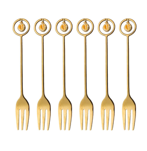 Tenedor de latón Cuchara Producto exigente personalizado con mango de resina para fiesta Tamaño personalizado Tenedor de latón Cuchara de acero espejado Tenedor de fruta - Product Image 3