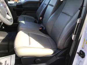 ขายแร็คหลังคาสีดำเมทัลลิก รุ่นใหม่ ปี 2022 สำหรับรถ F-250 Super Duty XL Turbo เกียร์ธรรมดา พวงมาลัยซ้าย - Product Image 6