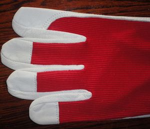 Gants de travail de sécurité durables pour les travailleurs industriels, les chantiers de construction et les tâches mécaniques avec un ajustement confortable - Product Image 4