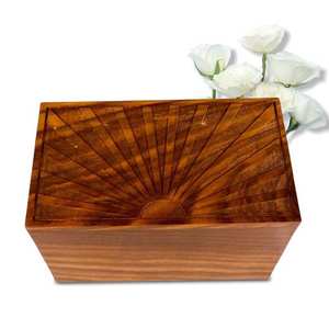 โกศไม้ธรรมชาติทำมือ พร้อมผิวสัมผัสเรียบเนียน และดีไซน์ที่เหนือกาลเวลา - Product Image 4