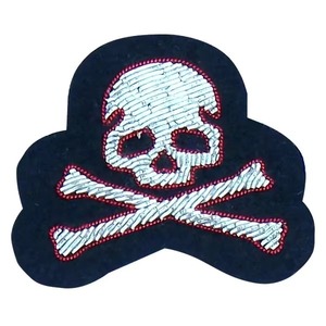 Badges brodés à la main personnalisés avec des détails en fil de bullion, qualité supérieure, style officier, écussons brodés - Product Image 3