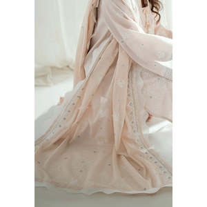 Conjunto de traje bordado de 3 piezas para mujer con dupatta bordada DN-62001, que incluye shalwar y churidar - Product Image 3
