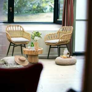 Juego de comedor ligero de lujo para restaurante de Hotel de ratán, juego de mesa y silla de mimbre de ocio para jardín y balcón de tres piezas - Product Image 4