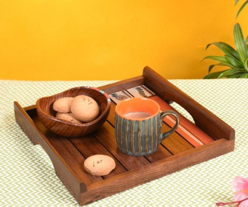 สีน้ำตาล