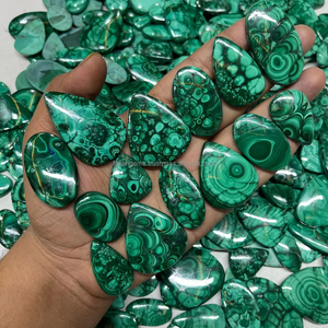 หินอัญมณีมาลาไคต์ขัดด้วยมือธรรมชาติแบบ100% อัญมณีหลวมสำหรับทำเครื่องประดับทำด้วยมือขายส่งจำนวนมาก - Product Image 1