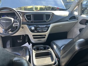 Chrysler Voyager 2020, bien entretenue et propre - Product Image 3