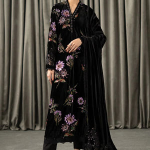 Lehenga Choli Anarkali lourd et orné pour femmes, style nuptial de luxe, broderie à la main, paillettes, travail de pierres, tissu acrylique, infroissable - Product Image 1