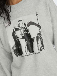 เสื้อสเวตเตอร์โอเวอร์ไซส์สำหรับผู้หญิงเสื้อกันหนาวแบบสวมหัวคอกลมขนแกะมีฮู้ดลำลองสวมใส่สบายแฟชั่นฤดูใบไม้ร่วงปรับแต่งได้ - Product Image 3