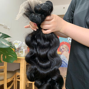 Extensiones de Cabello Humano Virgen Natural de Alta Calidad a Precio de Fábrica al por Mayor, Color Natural, Ondulado Profundo, Cutícula Alineada, de un Solo Donante - Product Image 1