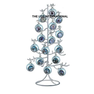 Présentoir de Noël en forme d'arbre en métal aluminium fini brun utilisé pour la décoration de Noël Présentoir de décoration de Noël - Product Image 2