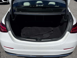 Mercedes Classe C 300 4MATIC 2024, jantes en alliage, sièges en cuir, système de navigation, sièges chauffants, toit ouvrant panoramique, conduite à gauche - Product Image 5