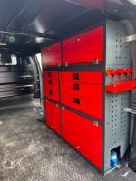 Rak Van & Kabinet Truk Modular Logam OEM Berkualitas Tinggi dengan Rak Penyimpanan Desain Modern Mudah Dirakit Set Kanan/Kiri