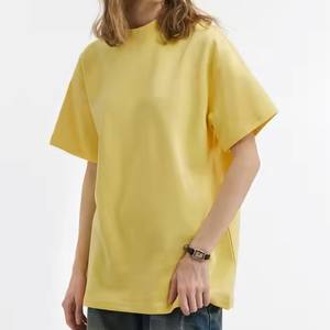 Camiseta recortada ligera de 250GSM hecha en Pakistán, bonito diseño de Anime de gran tamaño, varios colores sólidos, precio de venta de la más alta calidad para - Product Image 4