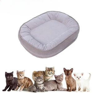 Lit carré réversible pour chien, tendance, lavable, doux et moelleux, pour le sommeil des chiens, fourni par un fournisseur vietnamien - Product Image 3