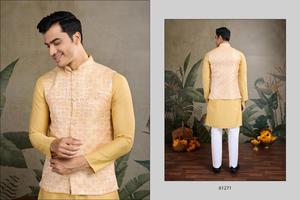 Veste Kurta en soie de créateur en gros d'usine nouvelle collection de vêtements indiens et pakistanais pour les fêtes de mariage - Product Image 3