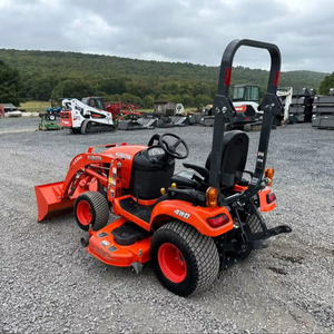 Livraison gratuite Tracteur agricole Kubota BX2380 avec chargeur à attache rapide et godet <500 heures 4 roues motrices Moteur diesel 23 CV 540 PTO Attelage à 3 points - Product Image 2